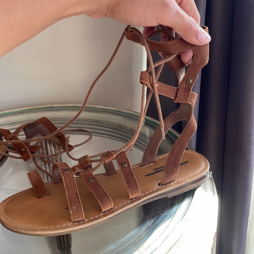 American Eagle Gladiator Sandals - image 7
